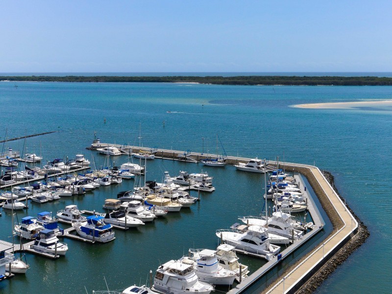 9 Bayview Street, Runaway Bay QLD 4216