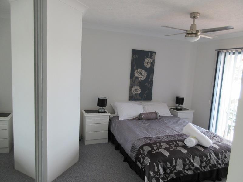 143-147 Graham St, Bilinga QLD 4225