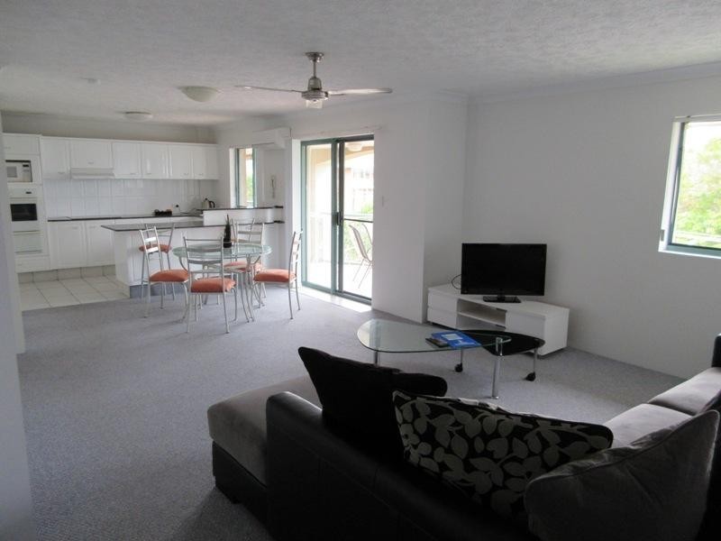 143-147 Graham St, Bilinga QLD 4225