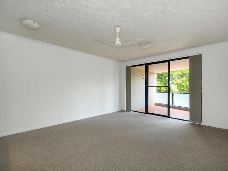 16/20-26 Illawong Street, Chevron Island QLD 4217