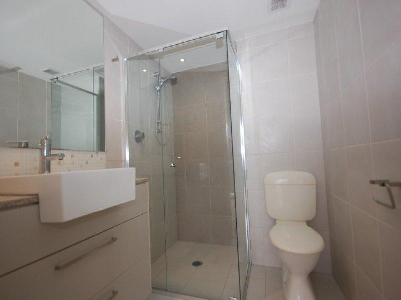 14 Executive Drive, Burleigh Waters QLD 4220