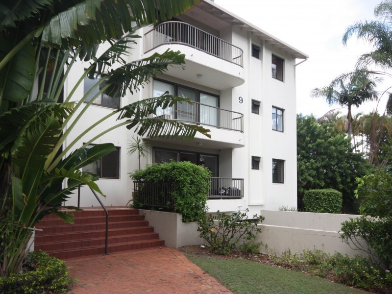 3/9 Bayview St, Runaway Bay QLD 4216