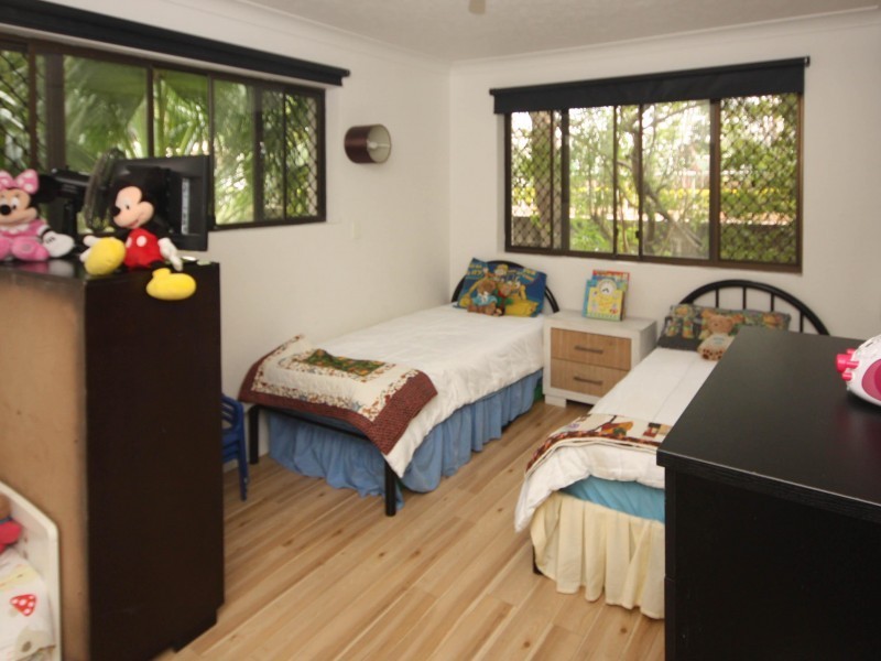 3/9 Bayview St, Runaway Bay QLD 4216