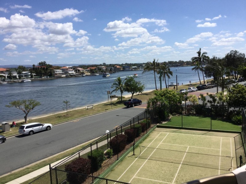 Spectrum/3 River Drive, Surfers Paradise QLD 4217