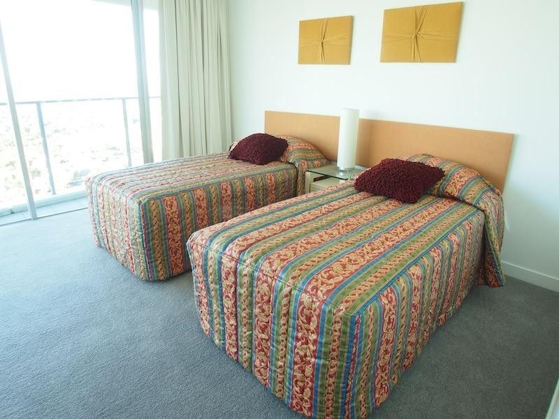 33203/9 Lawson Street, Southport QLD 4215