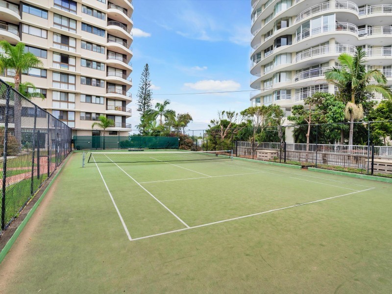 Apartment 27/9 Bayview Street, Runaway Bay QLD 4216