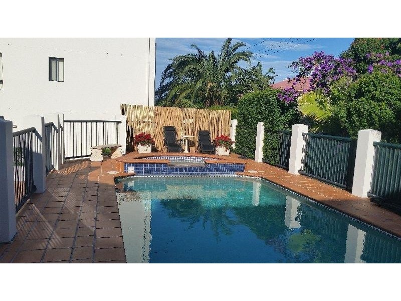 Apartment 11/11-15 Owens Lane, Southport QLD 4215