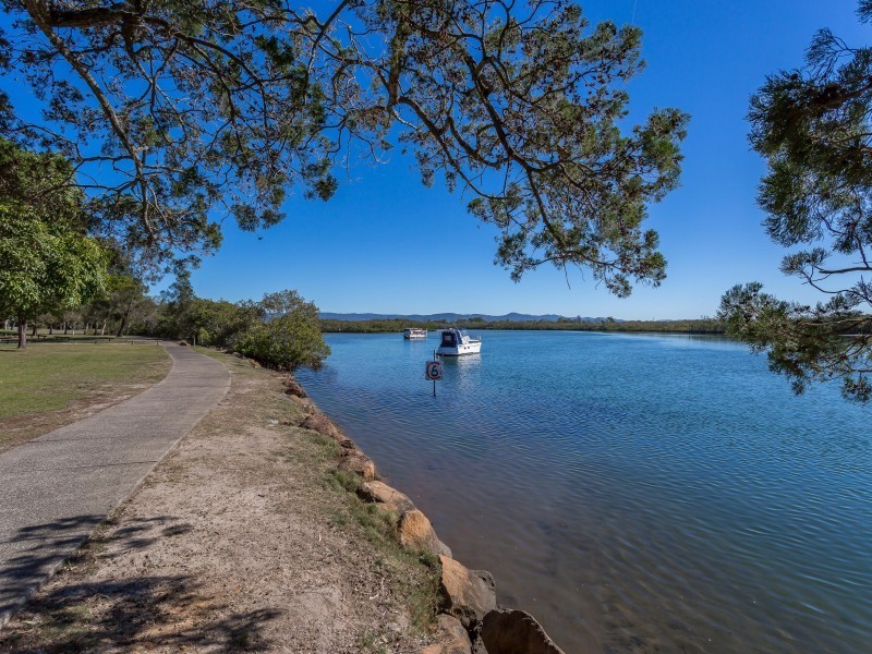 125 Hansford Rd, Coombabah QLD 4216