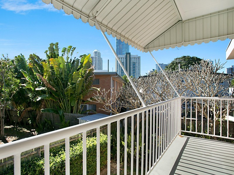 4/60 Paradise Island Road, Surfers Paradise QLD 4217