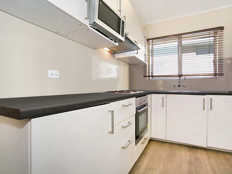 4/60 Paradise Island Road, Surfers Paradise QLD 4217