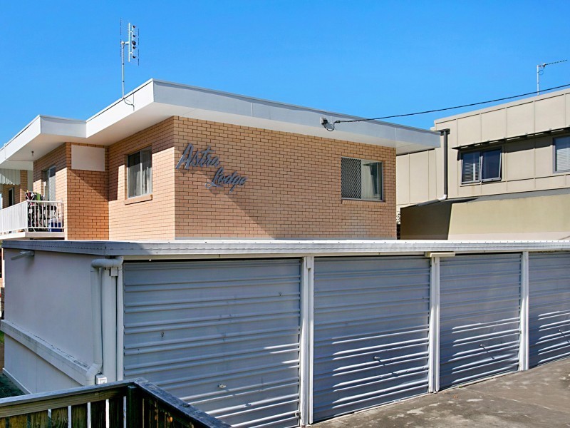 4/60 Paradise Island Road, Surfers Paradise QLD 4217