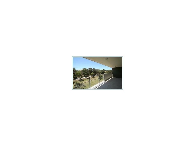 14 Executive Drive, Burleigh Waters QLD 4220
