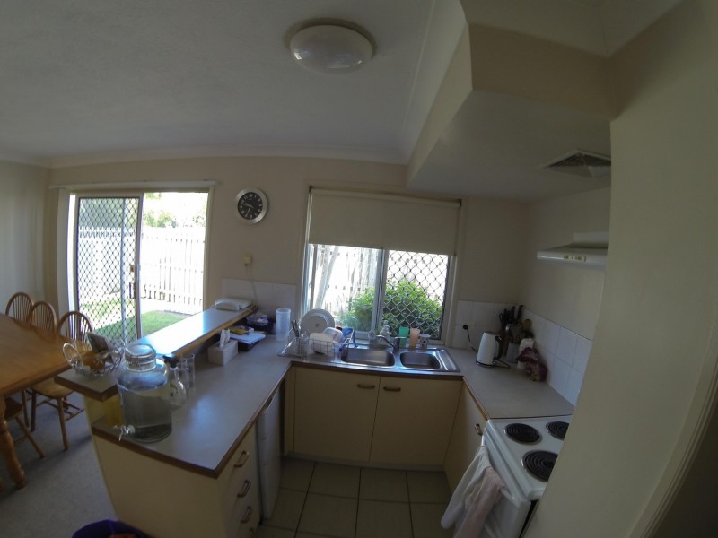 300 Cottesloe Drive, Mermaid Waters QLD 4218