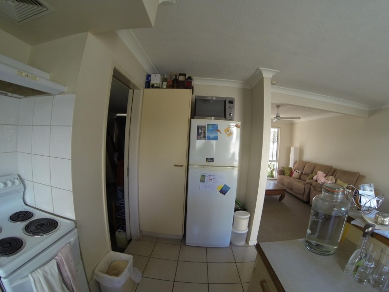 300 Cottesloe Drive, Mermaid Waters QLD 4218