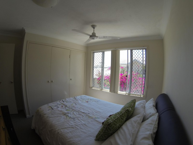 300 Cottesloe Drive, Mermaid Waters QLD 4218