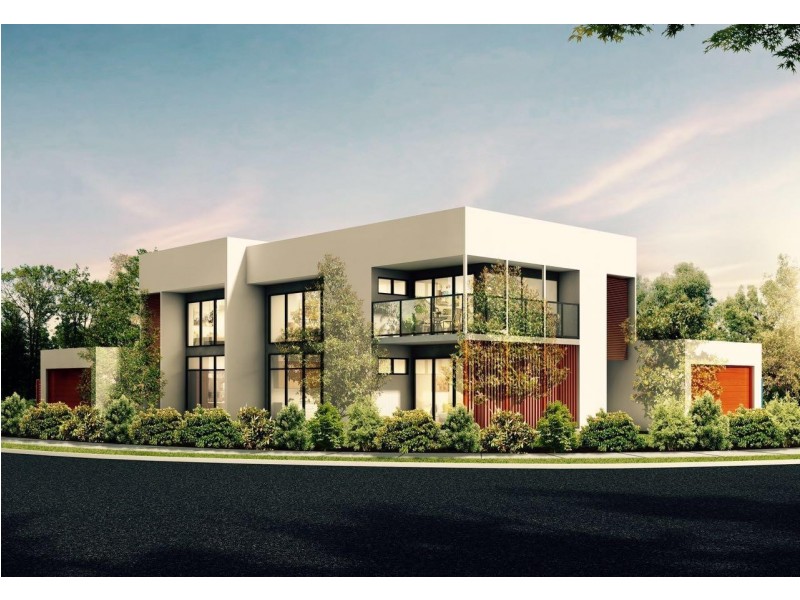 2 Heights Drive, Robina QLD 4226