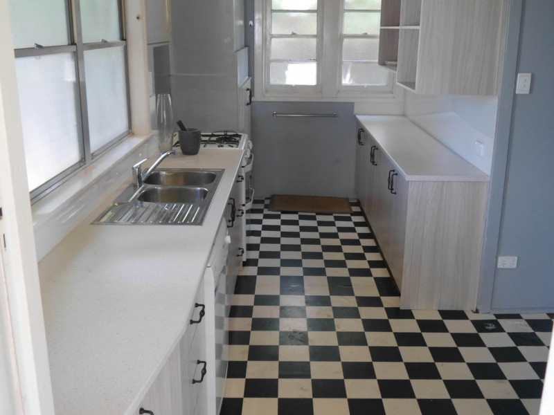 1 Whiteley Street, Wellington NSW 2820