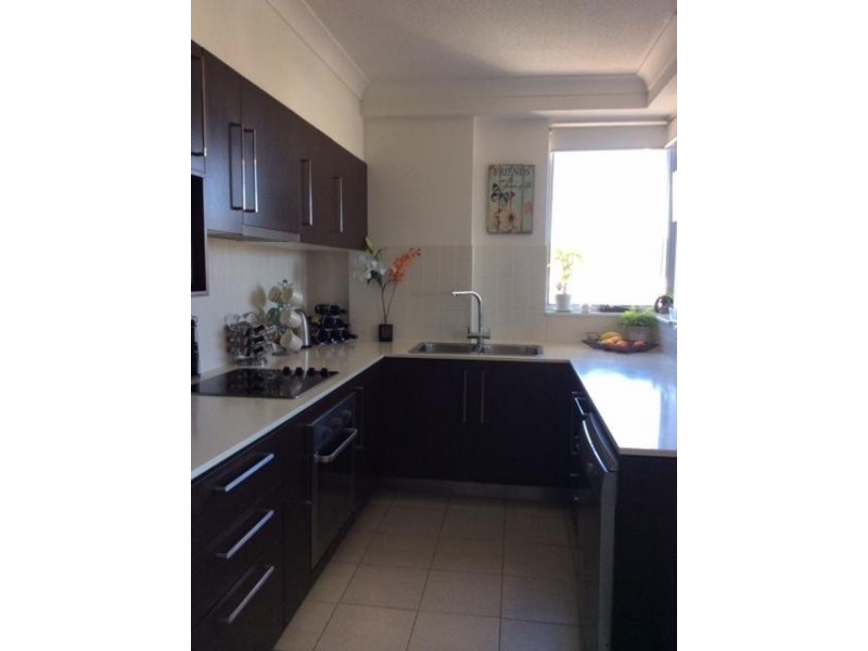 14 Executive Drive, Burleigh Waters QLD 4220