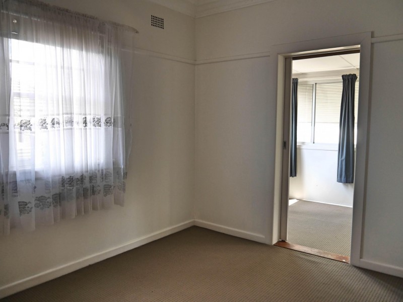 42 Pierce Street, Wellington NSW 2820