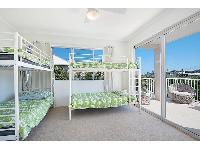 2/8 Sobraon Street, Sunrise Beach QLD 4567