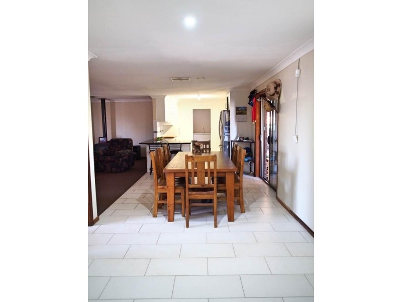 35 Marsh Street, Wellington NSW 2820