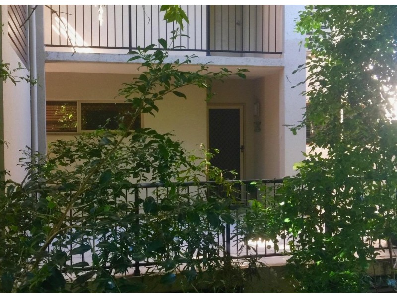 301/55-57 Clifton Road, Clifton Beach QLD 4879