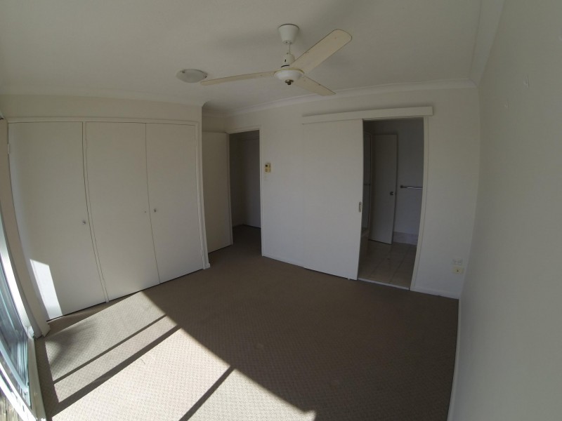 Unit 37/300 cottesloe, Mermaid Waters QLD 4218