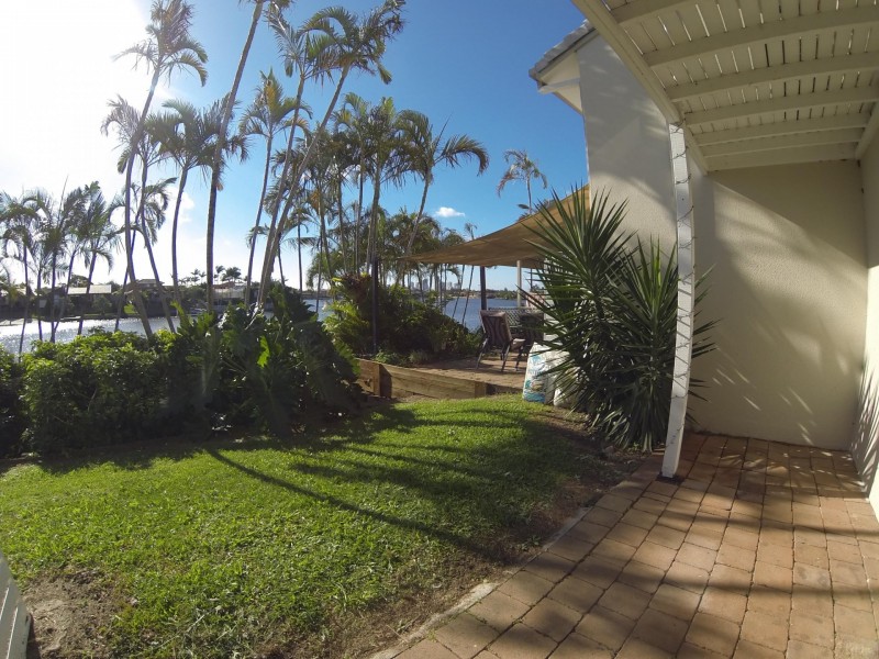 Unit 37/300 cottesloe, Mermaid Waters QLD 4218