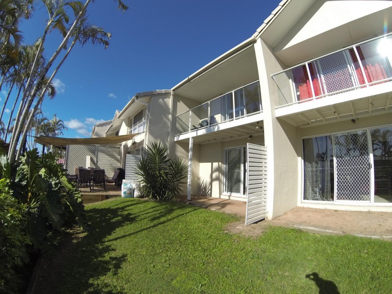 Unit 37/300 cottesloe, Mermaid Waters QLD 4218