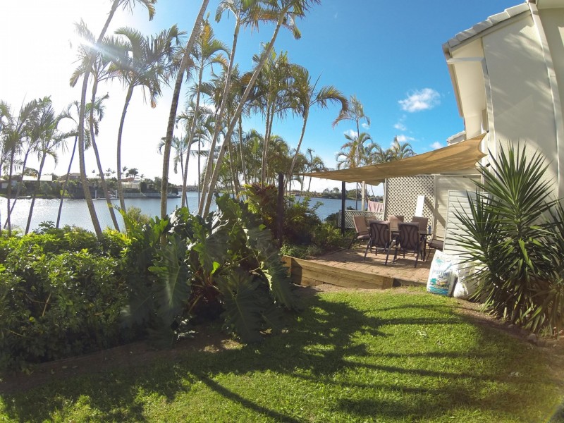 Unit 37/300 cottesloe, Mermaid Waters QLD 4218