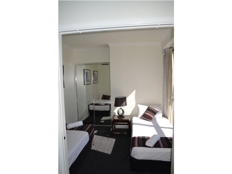 23 Ferny Ave, Surfers Paradise QLD 4217