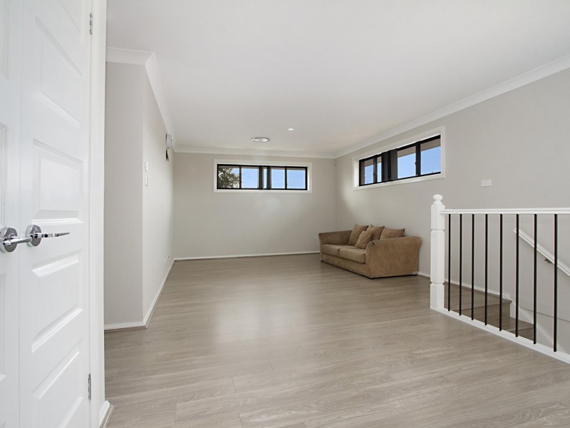 27 Chelsea Road, Canley Heights NSW 2166