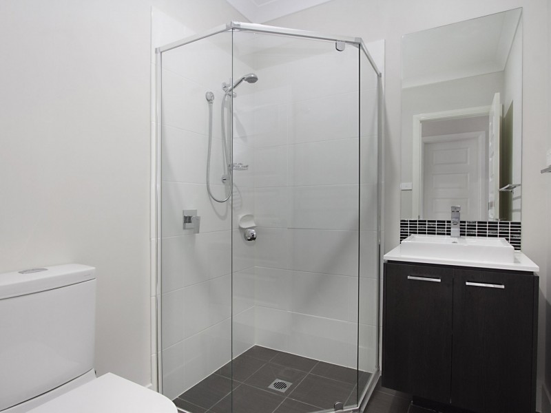 27 Chelsea Road, Canley Heights NSW 2166