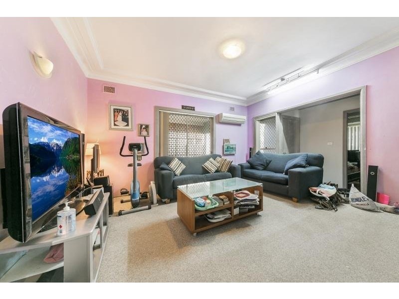289 Taren Point Road, Caringbah NSW 2229