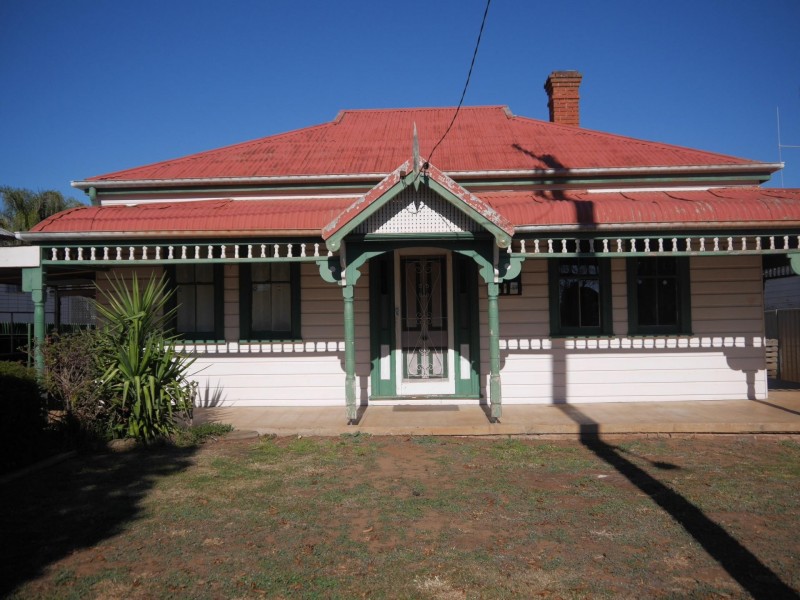 85 Warne Street, Wellington NSW 2820