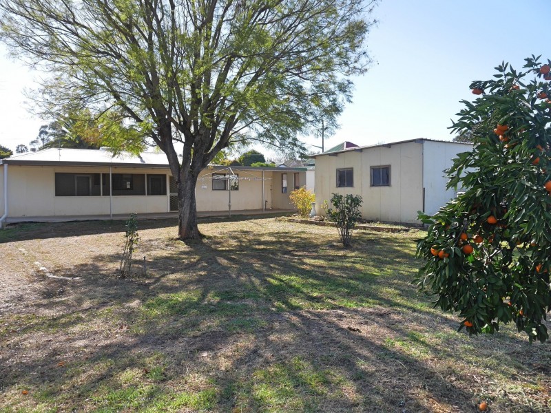 5 Palmer Street, Wellington NSW 2820