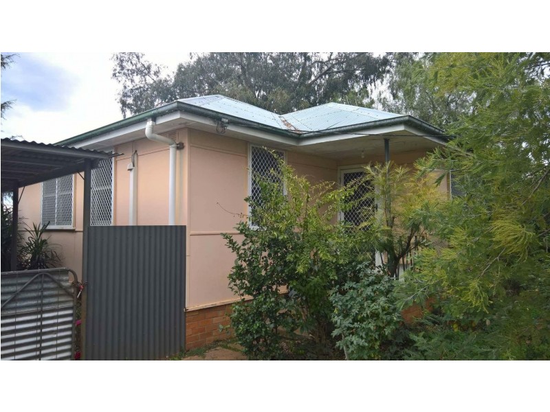 30 Palmer Street, Wellington NSW 2820