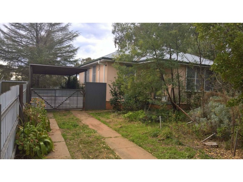 30 Palmer Street, Wellington NSW 2820