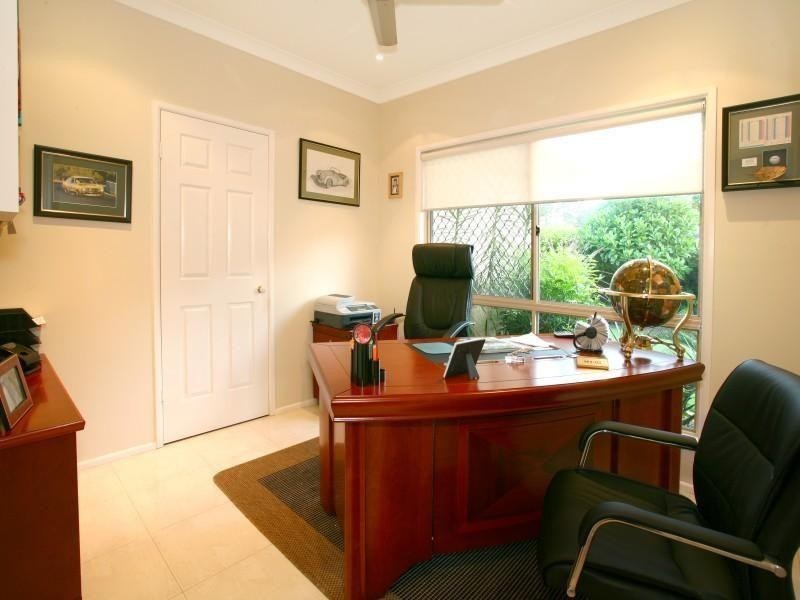 40 Cotlew St East, Southport QLD 4215