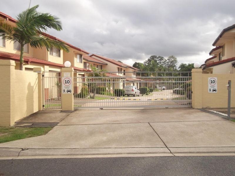 6 Samanthas Way, Slacks Creek QLD 4127