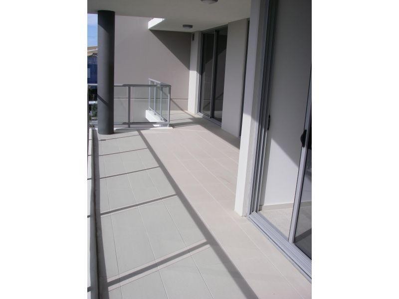 38 Riverwalk Avenue, Robina QLD 4226