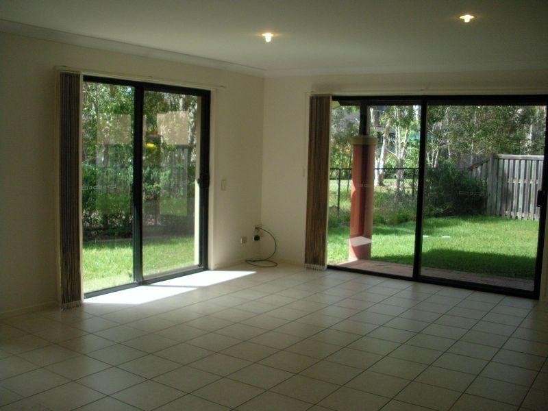 44/302 Christine Avenue, Varsity Lakes QLD 4227