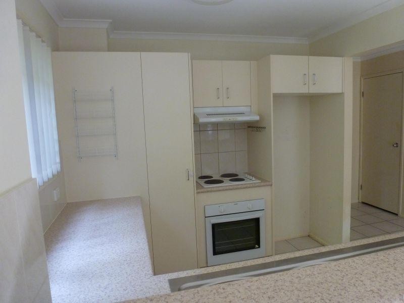 102 Alexander Drive, Highland Park QLD 4211