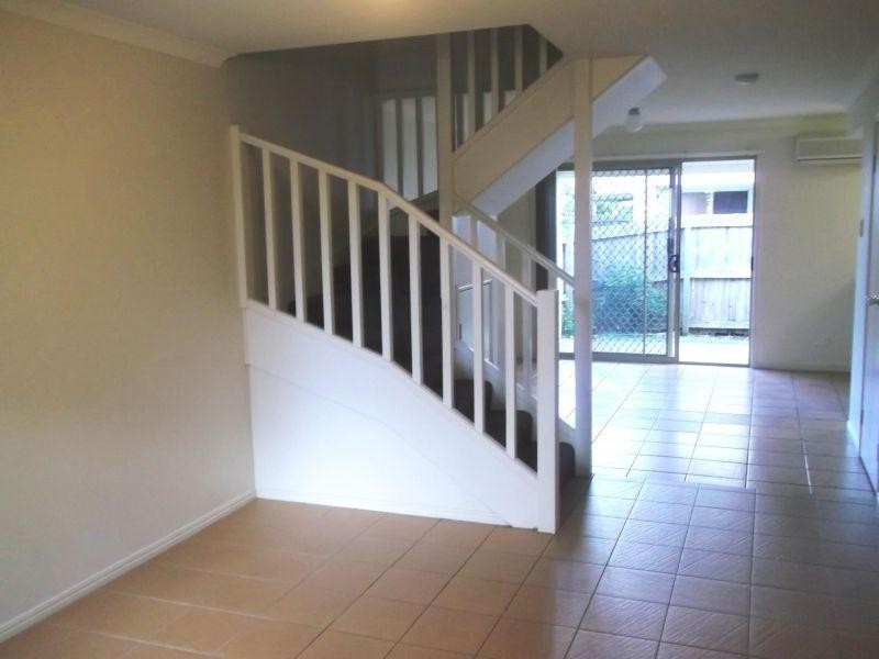6 Samanthas Way, Slacks Creek QLD 4127