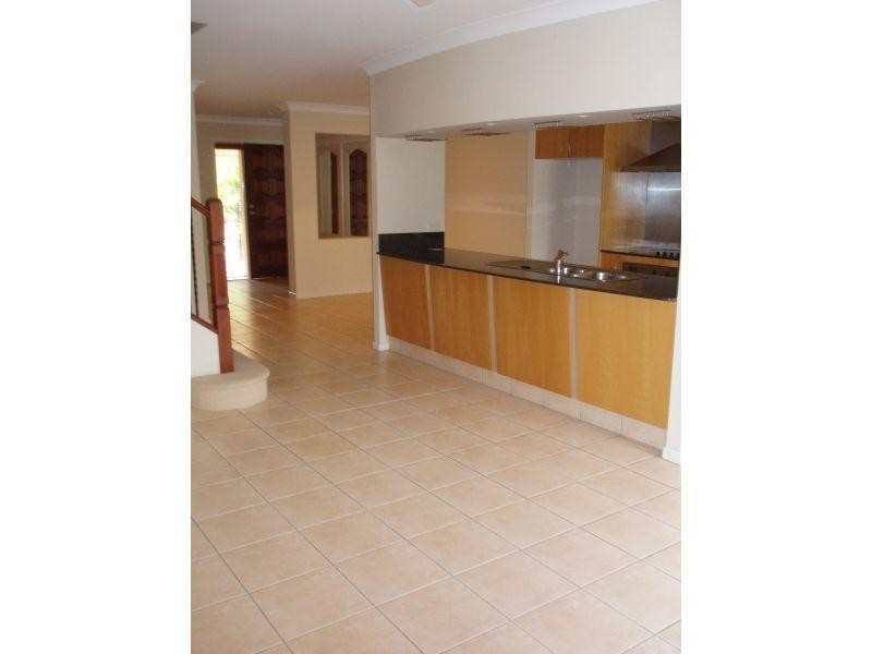 85 Palm Meadows Drive, Carrara QLD 4211