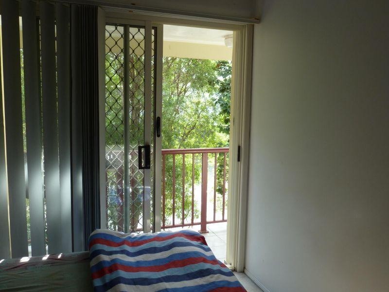 102 Alexander Drive, Highland Park QLD 4211