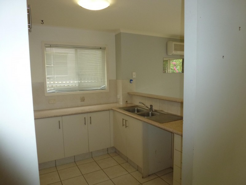 102 Alexander Drive, Highland Park QLD 4211