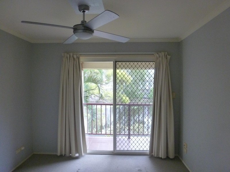 102 Alexander Drive, Highland Park QLD 4211