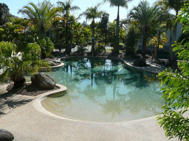 102 Alexander Drive, Highland Park QLD 4211