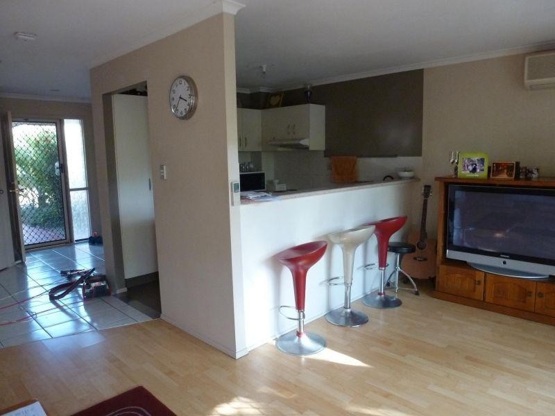 102 Alexander Drive, Highland Park QLD 4211